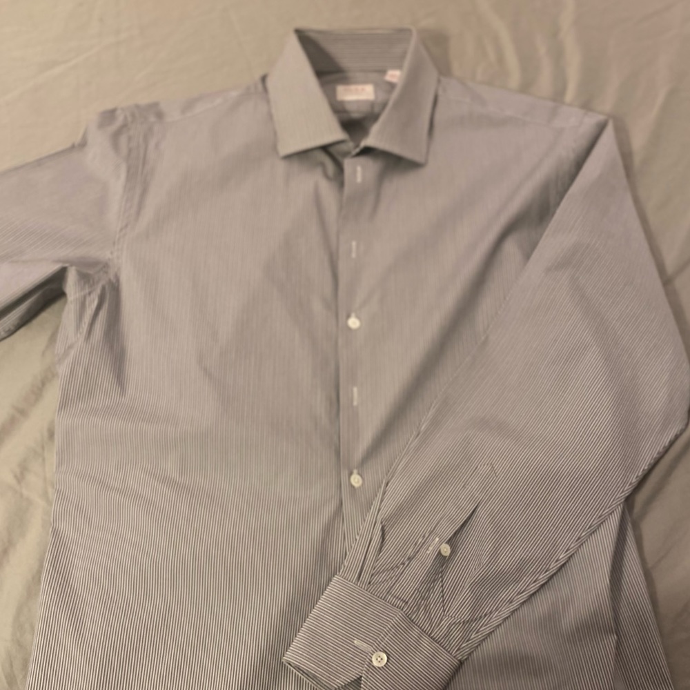 Thomas Pink men’s dress shirt